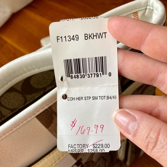 NWT Coach Heritage Stripe small tote white, brown and yellow - Picture 9 of 16